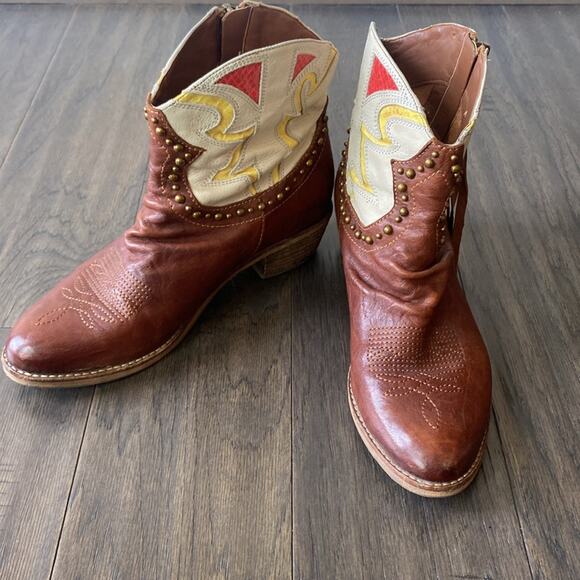 SAM EDELMAN Cowboy Bootie Women’s Size 8 Brown Leather Shane Studded Western - Picture 3 of 9